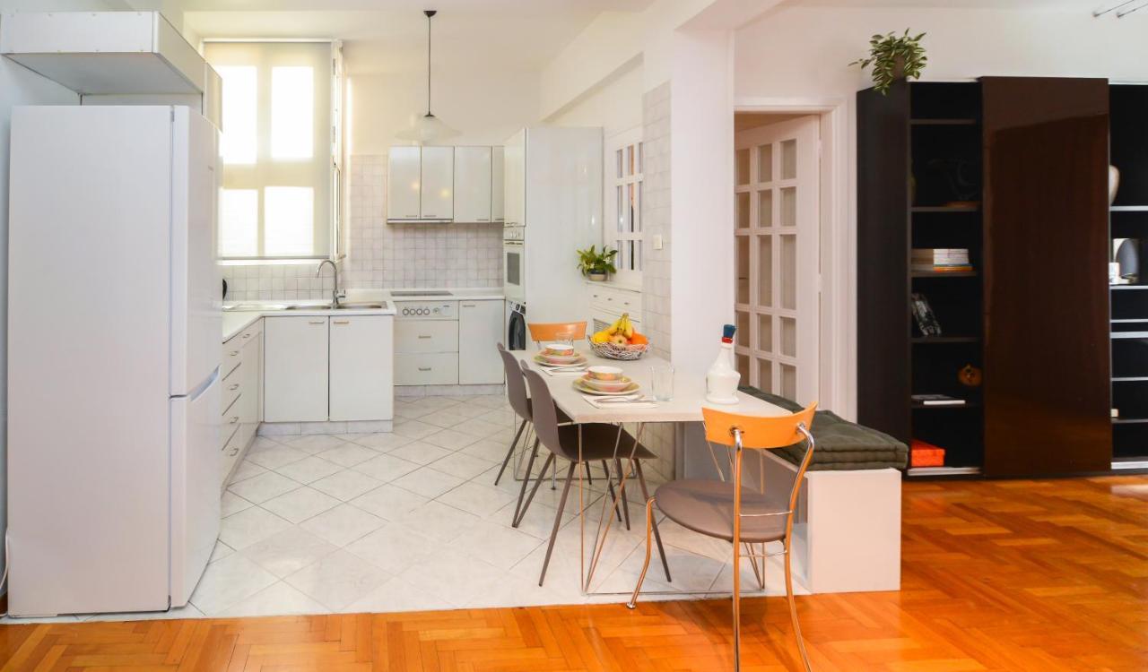 φωτεινό κομψό & άνετο κοντά στο κέντρο! Apartment Athens